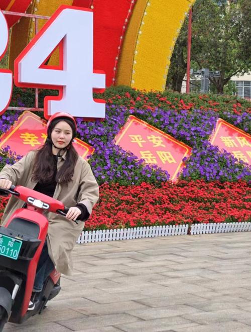 光感技术赋能智慧出行 人民出行在岳阳楼区试行智能头盔实时服务